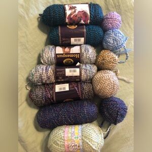 Lot of Lion Brand Homespun Yarn